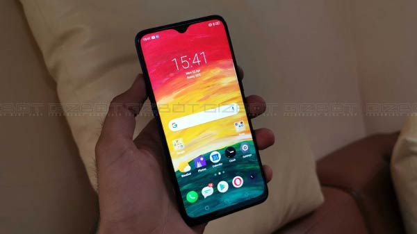 Display- 6.3-inch Full HD+ display with Gorilla Glass 5 coating Display- 6.3-inch Full HD+ display with Gorilla Glass 5 coating