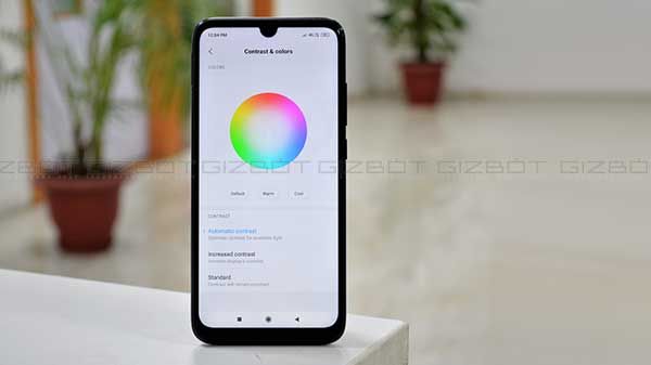 Tweak Screen's color balance as per preference Tweak Screen's color balance as per preference