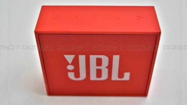Specifications and audio performance Specifications and audio performance
