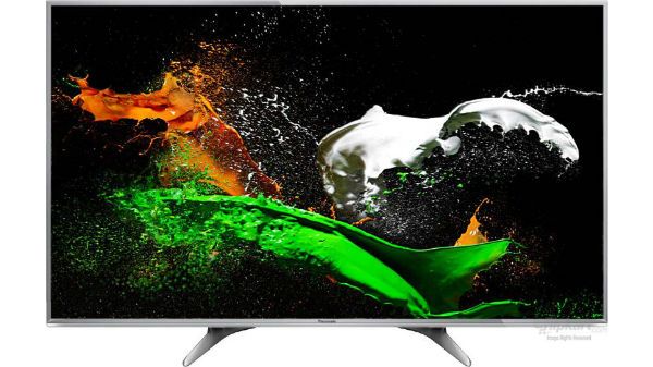 Panasonic 139cm (55 inch) Full HD LED Smart TV (TH-55ES500D) Panasonic 139cm (55 inch) Full HD LED Smart TV (TH-55ES500D)
