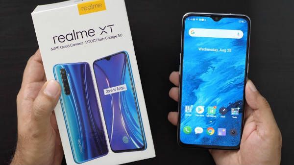 Realme XT Realme XT