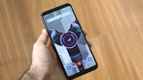 144Hz Refresh Rate AMOLED Screen Is A Gamers’ Delight 144Hz Refresh Rate AMOLED Screen Is A Gamers’ Delight