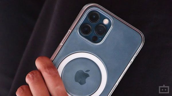 Apple iPhone 12 Pro Design: Retro Is Back In Style Apple iPhone 12 Pro Design: Retro Is Back In Style