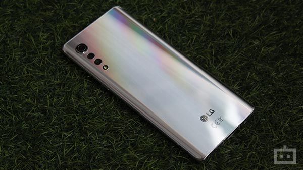 Refreshing Design With Corning Gorilla Glass Back Panel Refreshing Design With Corning Gorilla Glass Back Panel