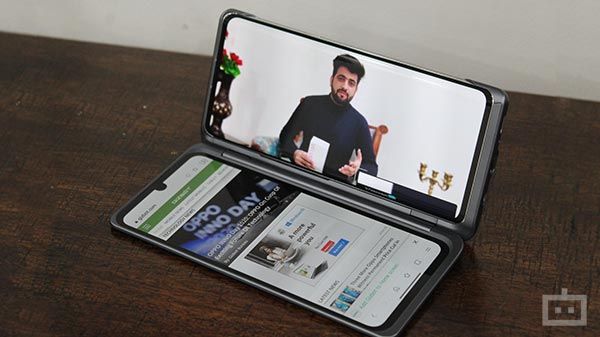 Use Dual Screen For Enhanced Multitasking Experience Use Dual Screen For Enhanced Multitasking Experience
