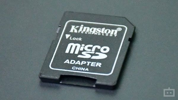 Comes With An SD Adapter Comes With An SD Adapter