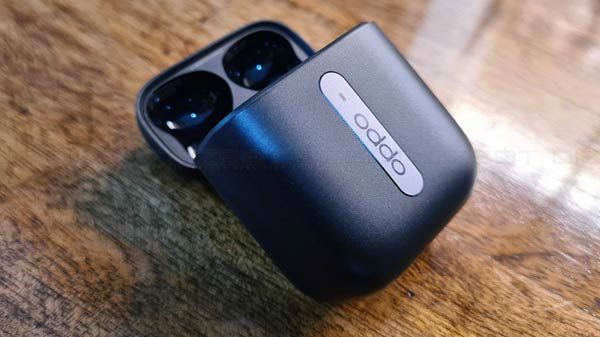 OPPO Enco Free (MRP: Rs. 5,990) OPPO Enco Free (MRP: Rs. 5,990)
