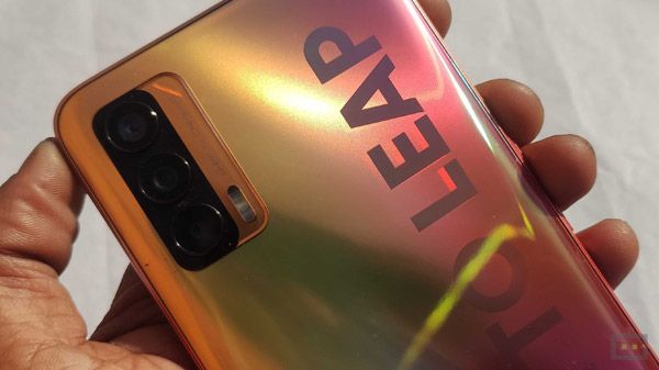 Realme X7 5G: The X-Factor Realme X7 5G: The X-Factor