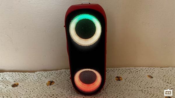 RGB Lighting Makes It Party-Ready RGB Lighting Makes It Party-Ready