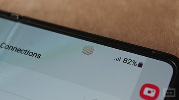 First Under-Display-Camera Foldable Phone First Under-Display-Camera Foldable Phone
