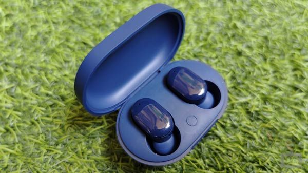 Design- Decent Plastic Build With Matte Finish Design- Decent Plastic Build With Matte Finish