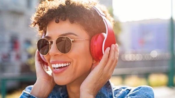 Headphones Headphones
