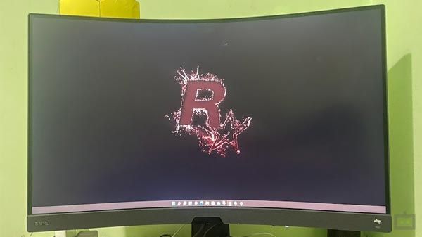 BenQ MOBIUZ EX3210R 1000R Curved Gaming Monitor Display BenQ MOBIUZ EX3210R 1000R Curved Gaming Monitor Display