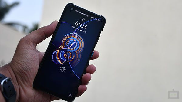 Asus 8Z: The X-Factor Asus 8Z: The X-Factor