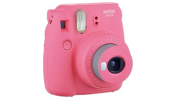 Fujifilm Instax Mini 9 Instant Camera (Flamingo Pink) Gift Box Fujifilm Instax Mini 9 Instant Camera (Flamingo Pink) Gift Box