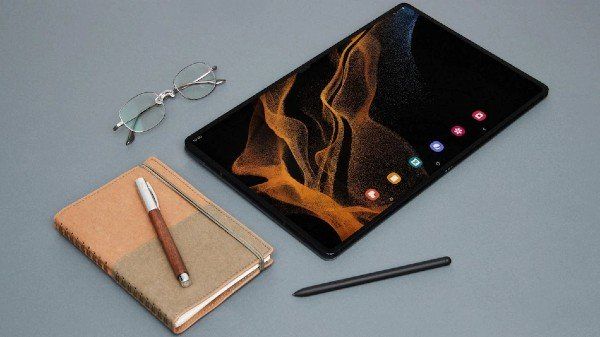 Samsung Galaxy Tab S8+ Samsung Galaxy Tab S8+