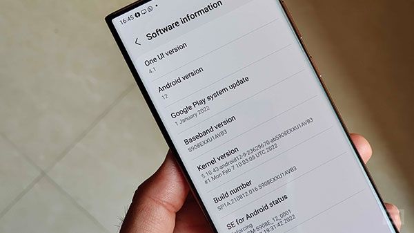 Four Generations Of Android OS Upgrades Four Generations Of Android OS Upgrades