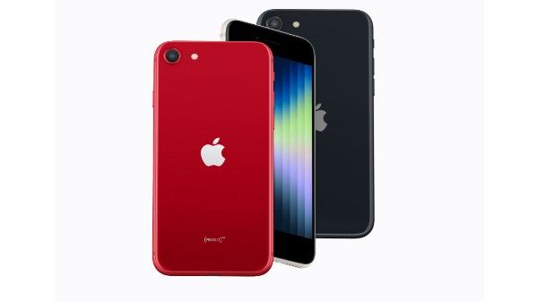 iPhone SE 2022 Vs iPhone SE 2020: A Worthy Upgrade? iPhone SE 2022 Vs iPhone SE 2020: A Worthy Upgrade?