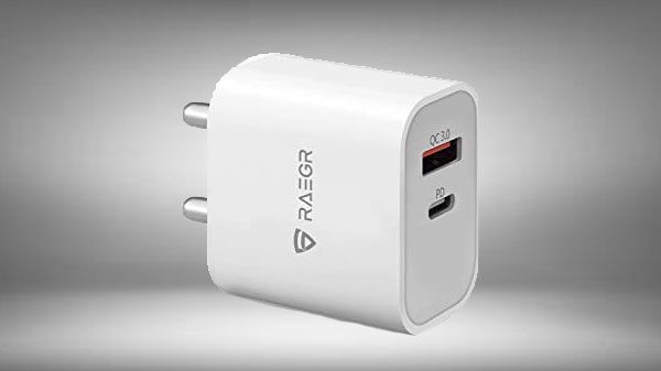 RAEGR RapidLink 200 20W PD Adapter RAEGR RapidLink 200 20W PD Adapter