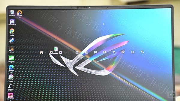 Asus ROG Zephyrus M16 2022 Review: Display Asus ROG Zephyrus M16 2022 Review: Display