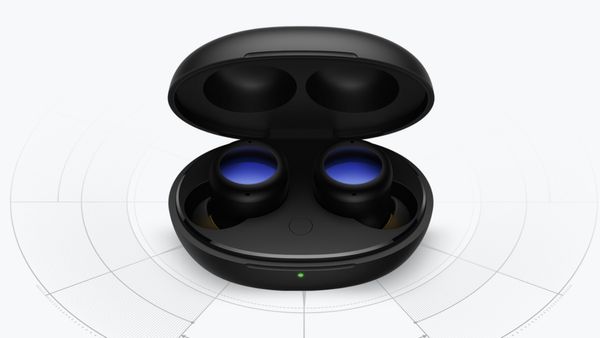 Realme Buds Q2 (Rs. 1,998) Realme Buds Q2 (Rs. 1,998)