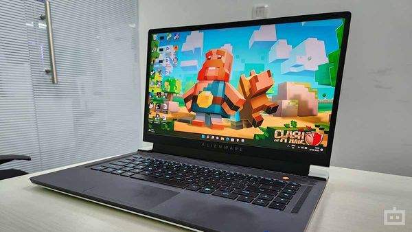 Alienware x15 R2 Review: Looks Classy And Premium Alienware x15 R2 Review: Looks Classy And Premium