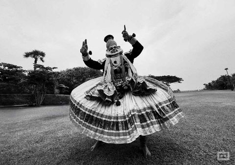 Monochrome Master Monochrome Master