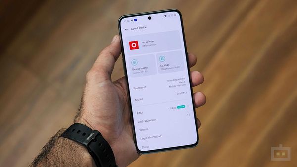 OnePlus 10T Hardware- Qualcomm Snapdragon 8+ Gen 1 & Up to 16GB RAM OnePlus 10T Hardware- Qualcomm Snapdragon 8+ Gen 1 & Up to 16GB RAM