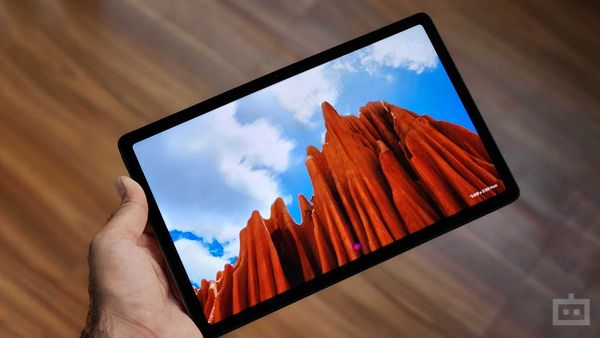 Redmi Pad Display: 10 Bit 2K Display (10.61-inch) Redmi Pad Display: 10 Bit 2K Display (10.61-inch)