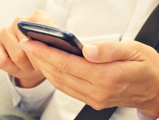 Most smartphone users will reveal nude pictures than banking data Most smartphone users will reveal nude pictures than banking data