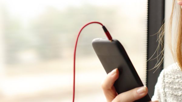 How to remove a broken headphone jack from your device How to remove a broken headphone jack from your device