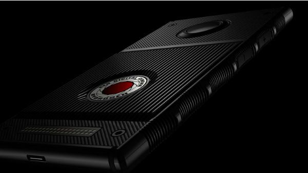 RED Hydrogen One is coming at Verizon and AT&T RED Hydrogen One is coming at Verizon and AT&T