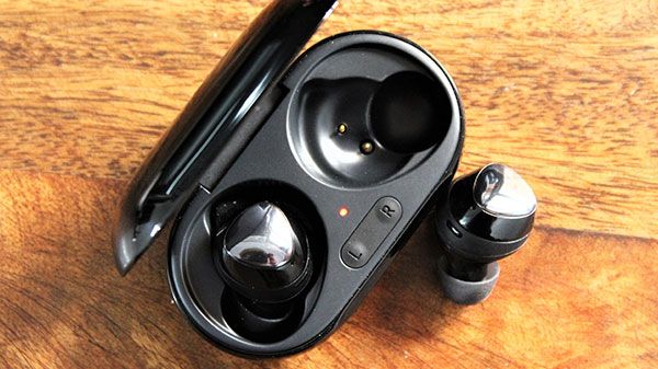 Samsung Galaxy Buds+ TWS Earphones Review: The Good Just Got Better Samsung Galaxy Buds+ TWS Earphones Review: The Good Just Got Better