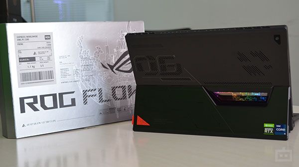 Asus ROG Flow Z13 (2022) Review: One Of Its Kind Gaming Laptop Asus ROG Flow Z13 (2022) Review: One Of Its Kind Gaming Laptop
