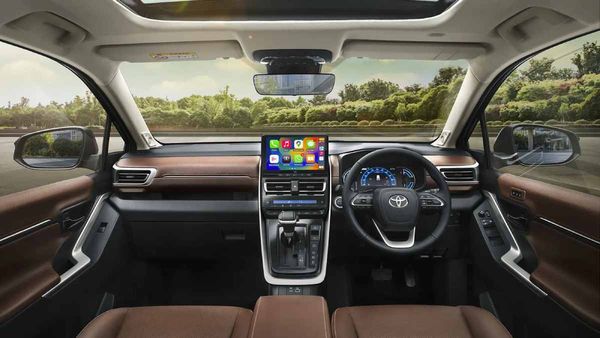 Toyota Innova Hycross Hybrid With 21.1kmp/l Debuts In India Toyota Innova Hycross Hybrid With 21.1kmp/l Debuts In India
