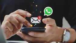 WhatsAppમાં હવે કરો emailથી લોગઈન, માત્ર આ યુઝર્સને મળશે ફીચર