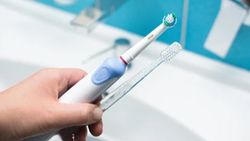 Electric Toothbrush તમારા દાંતને બનાવશે ચોખ્ખા, કિંમત 500થી ઓછી