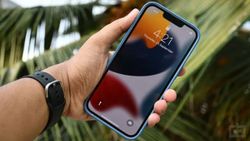 iPhone યુઝર્સને મજા જ મજા, હવે હાથ અડાડ્યા વગર રીલ્સ થશે સ્ક્રોલ