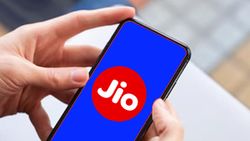 Jioનો જબરજસ્ત ધમાકો, માત્ર 101 રૂપિયામાં આપી રહ્યું છે 100 જીબી ડેટા