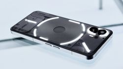 Nothing Phone (3) આ સમયે ગ્લોબલ માર્કેટમાં થશે લોન્ચ, CEOએ આપ્યો સંકેત