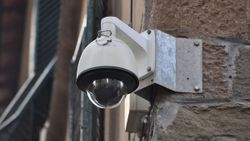 ઘર કે ઓફિસમાં CCTV લગાવતા પહેલા આટલું જરૂર વાંચી લેજો