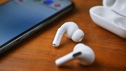 ઘરે બેઠા રિપેર કરો તમારા Earbuds, આ સ્ટેપ્સ ફોલો કરશો તો સુધરશે સાઉન્ડ ક્વોલિટી