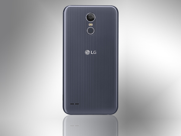 ઓપ્ટિક્સ અને કનેક્ટિવિટી