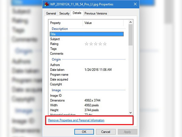 ફોટોઝ માંથી વ્યક્તિગત માહિતીને વિન્ડોઝ 10 માં દૂર કરો 