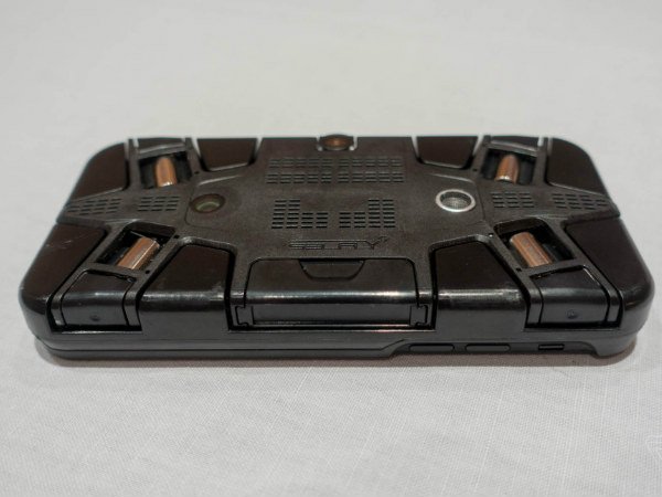 સીઇએસ 2018: એઇઇ સૌપ્રથમ ડ્રોન-સ્માર્ટફોન કેસ લોન્ચ કર્યો