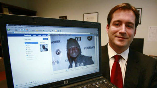 છેતરપિંડી ફ્યુજિટિવ પકડવામાં આવે છે