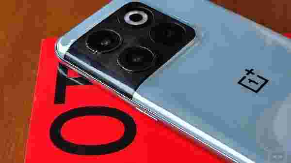 OnePlus 10T ભારતમાં થયો લોન્ચ, જાણો કિંમત અને ફોનના ફીચર્સ OnePlus 10T ભારતમાં થયો લોન્ચ, જાણો કિંમત અને ફોનના ફીચર્સ