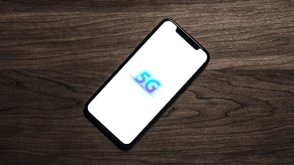 iPhone યુઝર્સ માટે આવ્યું 5G, આ રીતે કરી શકાશે યુઝ iPhone યુઝર્સ માટે આવ્યું 5G, આ રીતે કરી શકાશે યુઝ