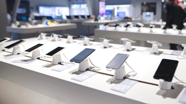 Samsungથી લઈ OnePlus, Realme સુધી, 2024માં લોન્ચ થશે આ સ્માર્ટફોન્સ Samsungથી લઈ OnePlus, Realme સુધી, 2024માં લોન્ચ થશે આ સ્માર્ટફોન્સ