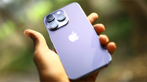 તમારી પાસે iPhone હોય તો ક્યારેય ન કરતા આ કામ, Apple એ યુઝર્સને આપી